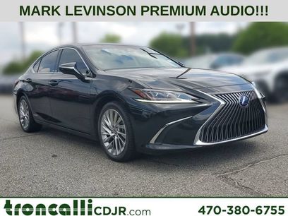 Used 2021 Lexus ES 300h Ultra Luxury w/ Accessory Package