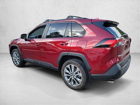 Used 2023 Toyota RAV4 XLE Premium FWD image 7