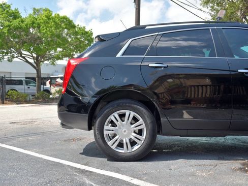 Used 2011 Cadillac SRX 2WD image 24