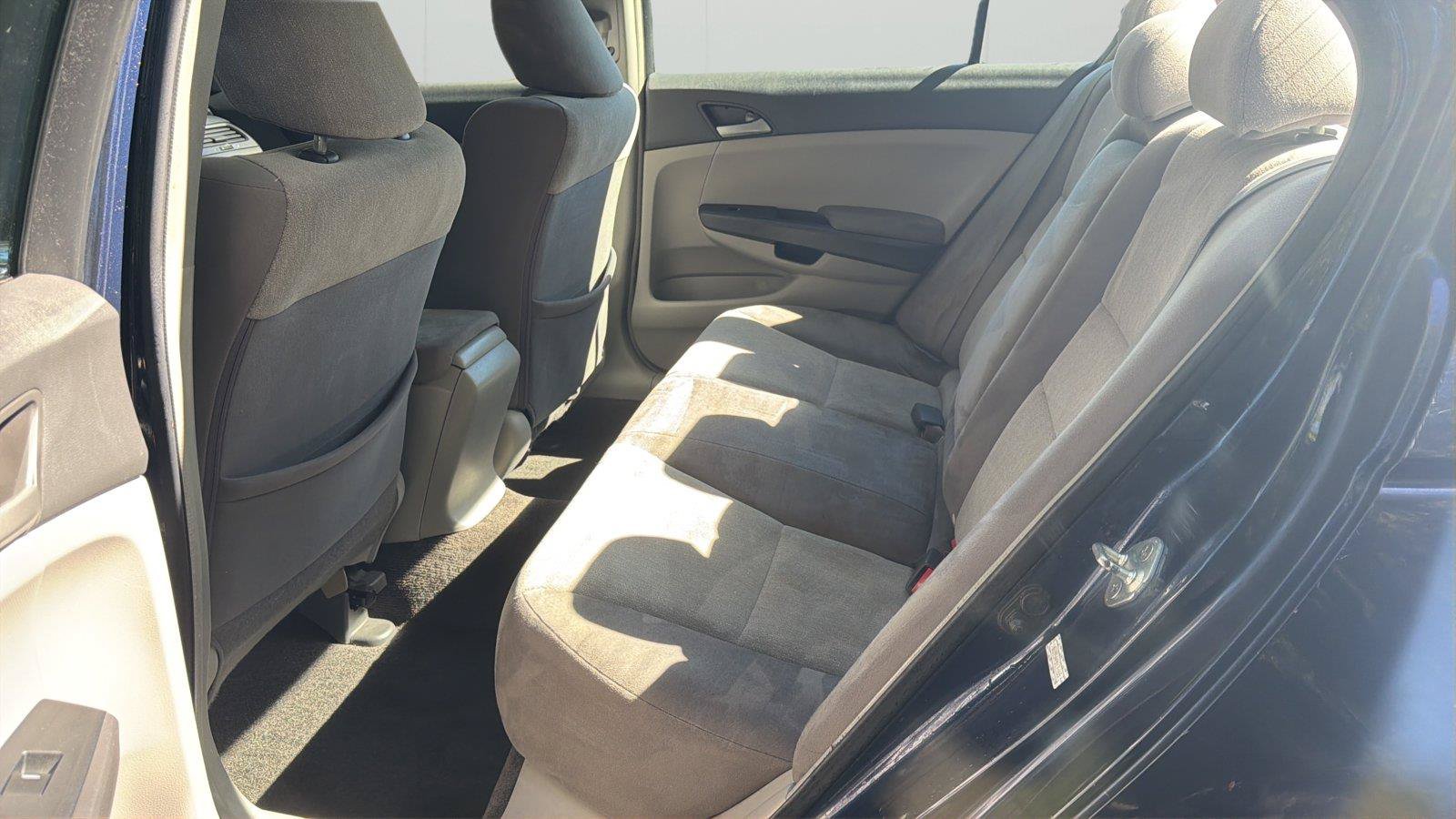 Used 2009 Honda Accord LX-P image 11