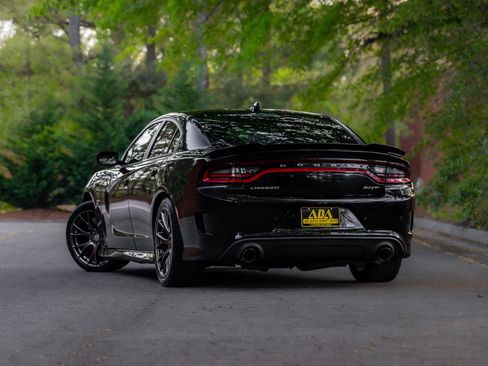 Used 2016 Dodge Charger SRT w/ Harman/Kardon Audio Group image 3