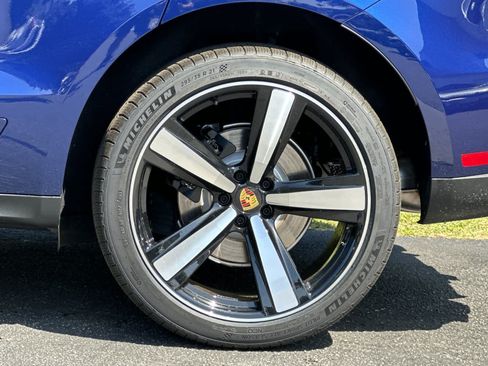 New 2026 Porsche Macan AWD/4WD image 31