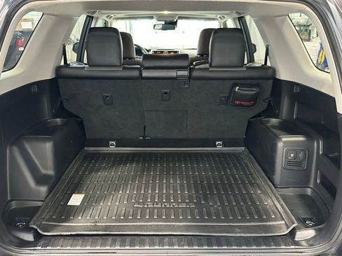 Used 2022 Toyota 4Runner SR5 Premium image 30