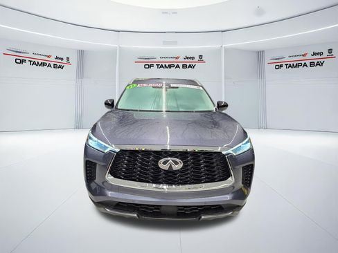 Used 2023 INFINITI QX60 Sensory w/ Vision Package FWD image 8