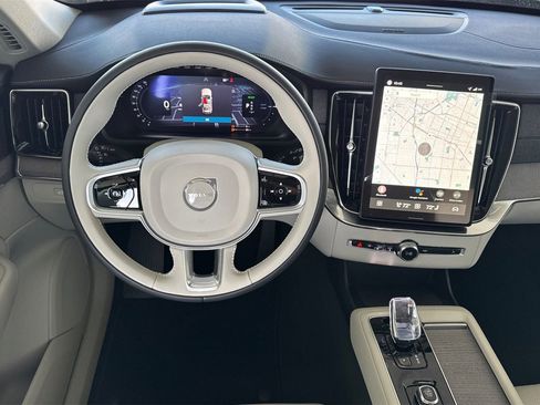 New 2026 Volvo XC90 T8 Ultra w/ Protection Package Premier image 13