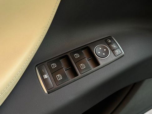 Used 2016 Tesla Model X Performance image 78