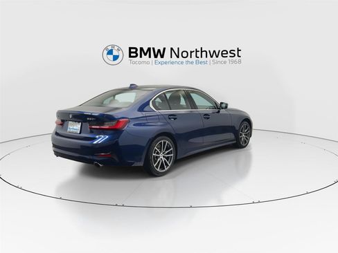 Used 2020 BMW 330i xDrive Sedan w/ Convenience Package image 3