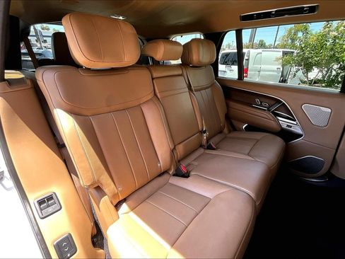 Certified 2024 Land Rover Range Rover Long Wheelbase Autobiography AWD/4WD image 26