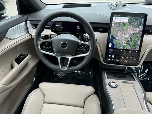 New 2025 Volvo EX90 Ultra image 18