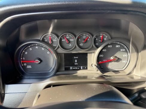 Used 2019 Chevrolet Silverado 1500 Custom w/ Custom Convenience Package image 19