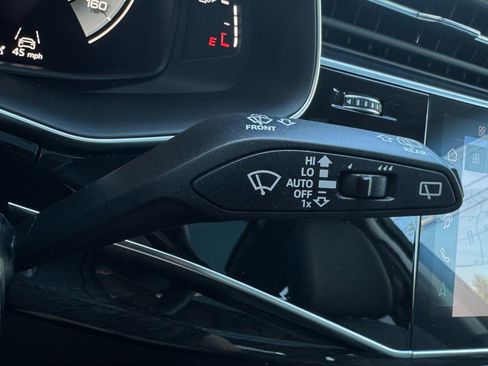 Used 2025 Audi Q7 3.0T Premium Plus image 67