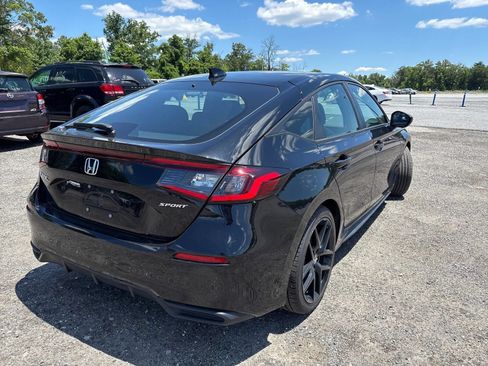 Used 2024 Honda Civic Sport image 2