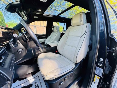 Used 2023 Cadillac Escalade Sport w/ Touring Package AWD/4WD image 17