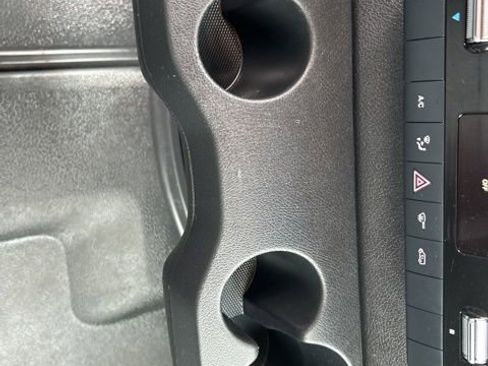 Used 2024 Mercedes-Benz Sprinter 2500 image 25