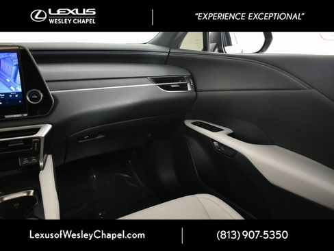 Used 2023 Lexus RX 350 Premium image 32