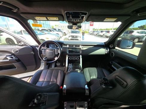 Used 2017 Land Rover Range Rover HSE image 26