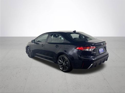 Used 2024 Toyota Corolla SE image 8