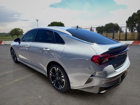 Used 2022 Kia K5 GT-Line FWD image 3