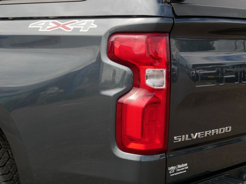Used 2019 Chevrolet Silverado 1500 RST w/ All-Star Edition AWD/4WD image 17