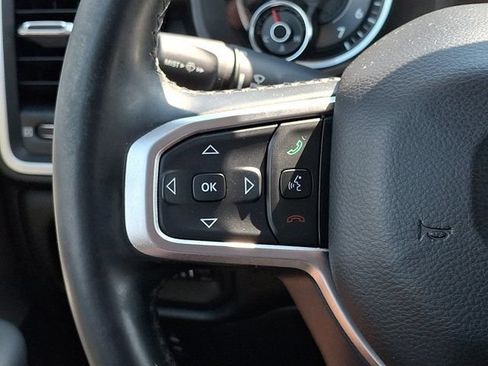 Used 2019 RAM 1500 Big Horn AWD/4WD image 25