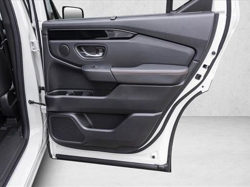 New 2025 Honda Pilot TrailSport image 28