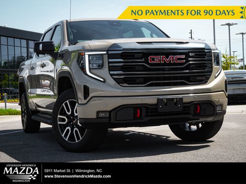 Used 2023 GMC Sierra 1500 AT4 w/ AT4 Premium Package AWD/4WD image 1