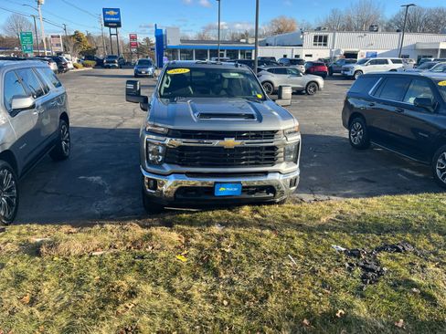 Used 2025 Chevrolet Silverado 2500 LT w/ All Star Edition image 26