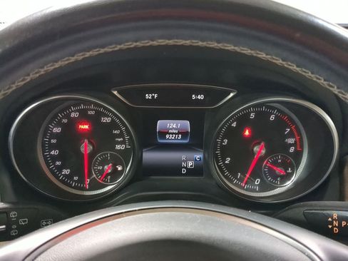 Used 2019 Mercedes-Benz GLA 250 4MATIC image 30