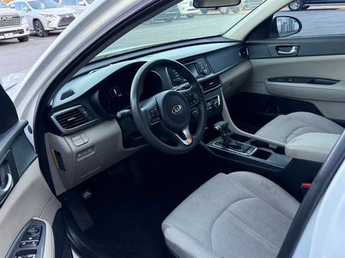 Used 2016 Kia Optima LX image 7