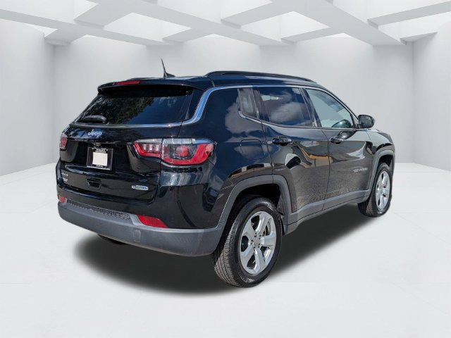 Used 2021 Jeep Compass Latitude AWD/4WD image 5