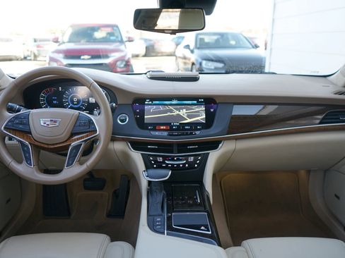 Used 2018 Cadillac CT6 Platinum image 40