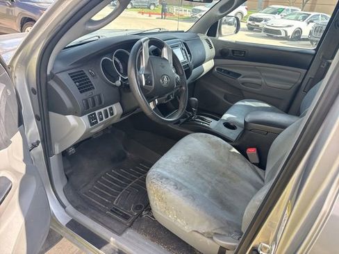 Used 2015 Toyota Tacoma 4x4 Access Cab w/ Convenience Package image 7