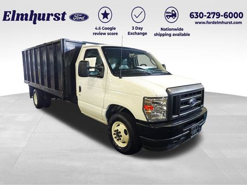 Used 2025 Ford E-350 and Econoline 350 Super Duty w/ Power Equipment Group RWD image 1