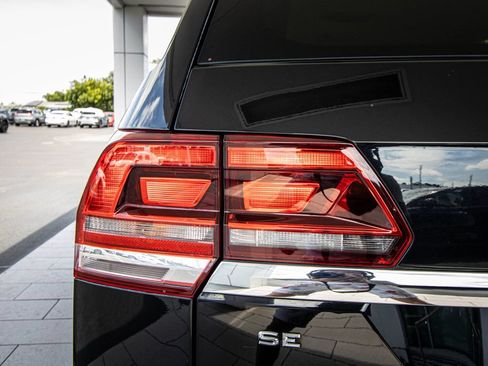 Used 2019 Volkswagen Atlas SE w/ Towing Package AWD/4WD image 12