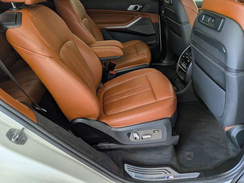 Used 2020 BMW X7 M50i AWD/4WD image 38