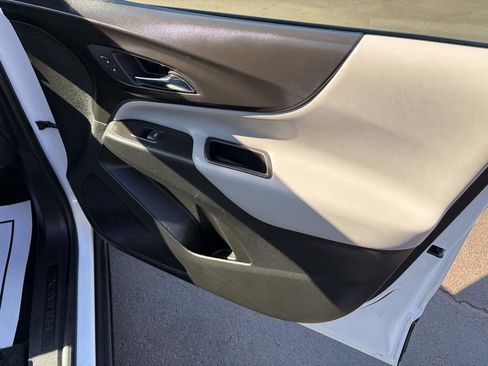 Used 2019 Chevrolet Equinox LT AWD/4WD image 33