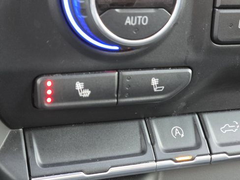 Used 2019 Chevrolet Silverado 1500 RST w/ All-Star Edition image 26