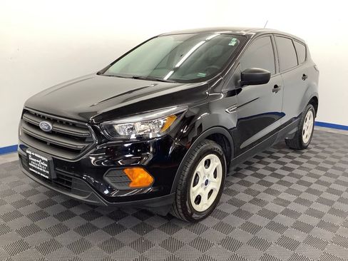 Used 2018 Ford Escape S FWD image 1