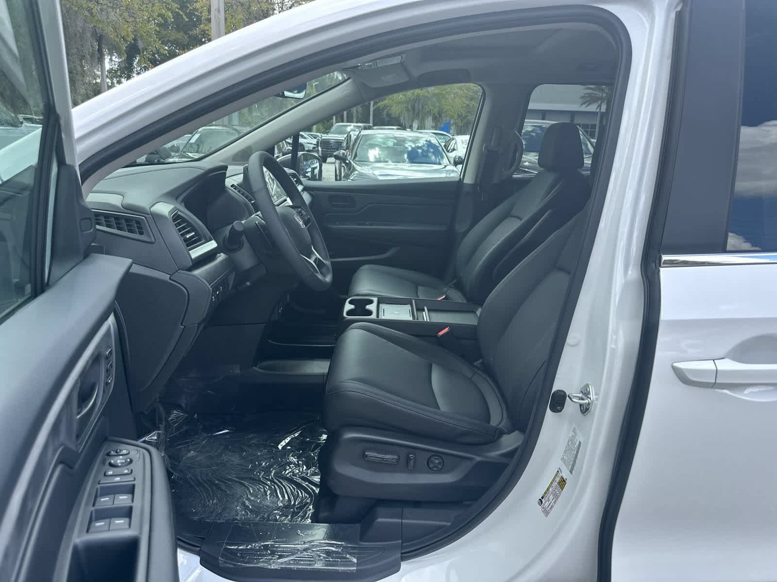 New 2026 Honda Odyssey EX-L image 2