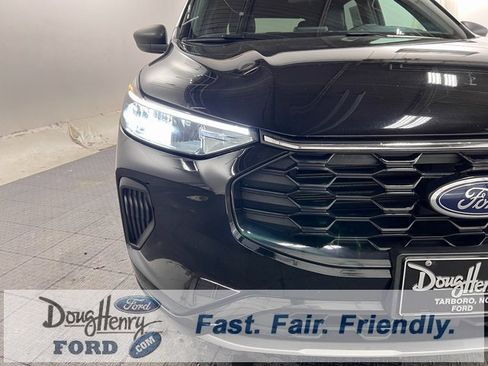 Used 2024 Ford Escape ST-Line image 9