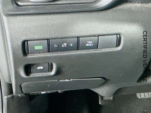 Certified 2025 Nissan Sentra S FWD image 12