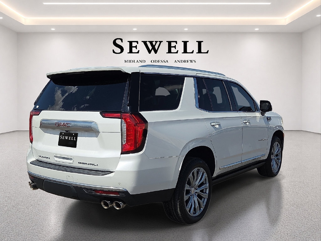 Used 2022 GMC Yukon Denali RWD image 4