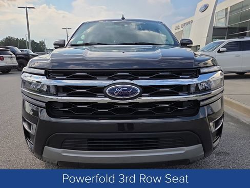 Used 2023 Ford Expedition Max Limited RWD image 2