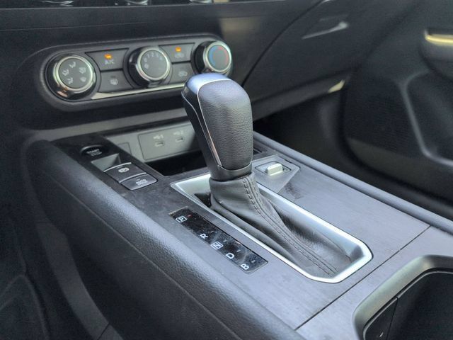 Used 2025 Nissan Kicks SV FWD image 29