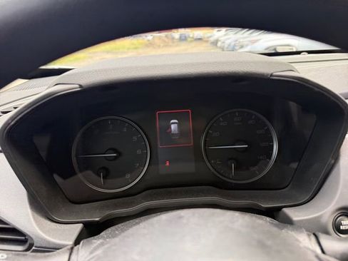 Used 2024 Subaru Crosstrek 2.0i Premium AWD/4WD image 23