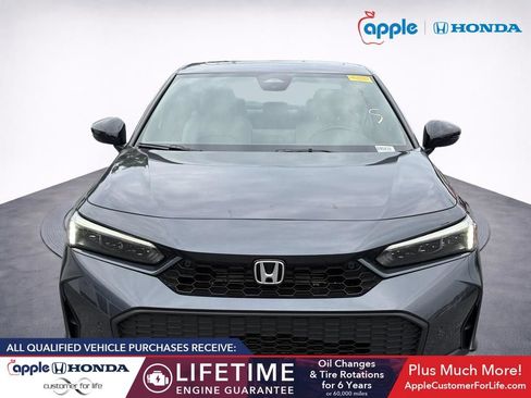 Used 2025 Honda Civic Sport Touring image 2