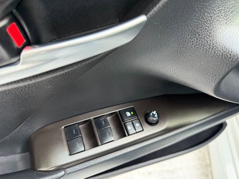 Used 2023 Toyota Camry SE image 22