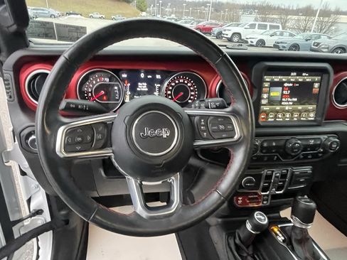 Used 2022 Jeep Wrangler Unlimited Rubicon w/ Cold Weather Group image 30