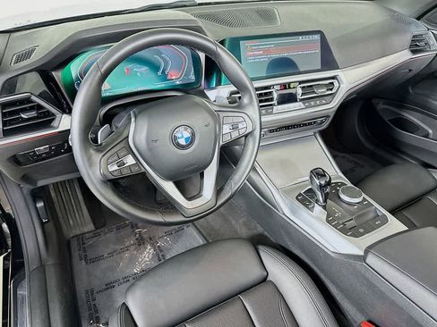 Used 2022 BMW 430i Convertible image 2