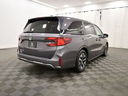 Certified 2025 Honda Odyssey EX-L image 8